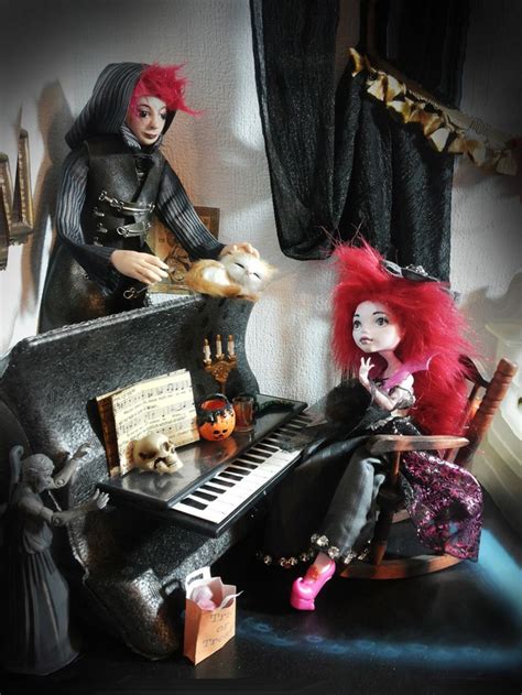 Revamped Draculaura Doll Spooky Artistry And Movable Design