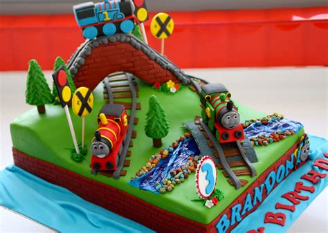 Thomas the Tank Engine Cake