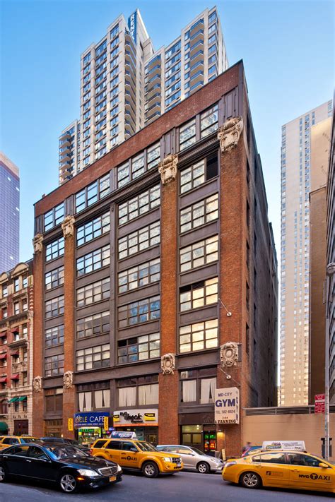 250 West 49th Street, NYC - Rental Apartments | CityRealty