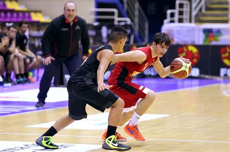 Desplazamiento Ofensivo Del Baloncesto Todo Lo Que Necesita Conocer