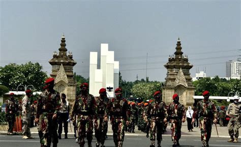 Prosesi Pemakaman Kabinda Papua Dijaga Ketat Indoposco