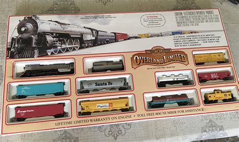 Bachmann 00614 Union Pacific Overland Limited HO Gauge Steam Train Set