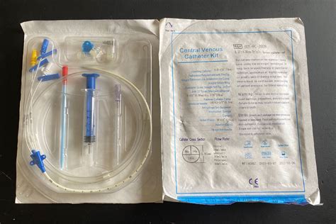 Triple Lumen Central Venous Catheter Kit