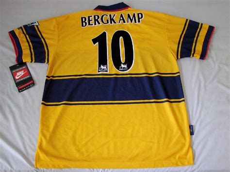 Arsenal Fc 9798 Away Bergkamp Jersey Arsenal Fc 9798 Awa Flickr