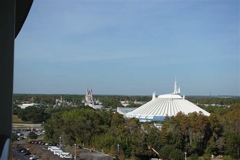 Disney Contemporary Resort Tower Theme Park View Theme Image