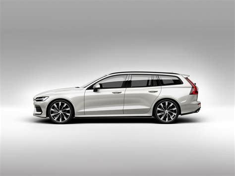 2019 Volvo V60 Officially Unveiled Sexy Wagon Gets Two Phev Engines Autoevolution