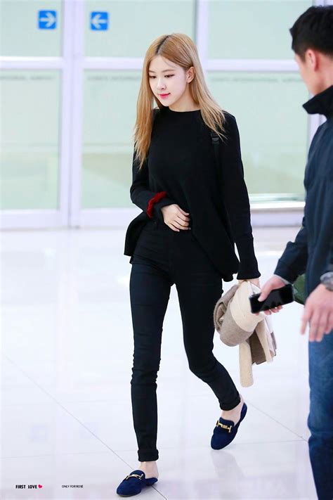 Pin Oleh Jugu Di Rose Blackpink Airport Style Gaya Model Pakaian