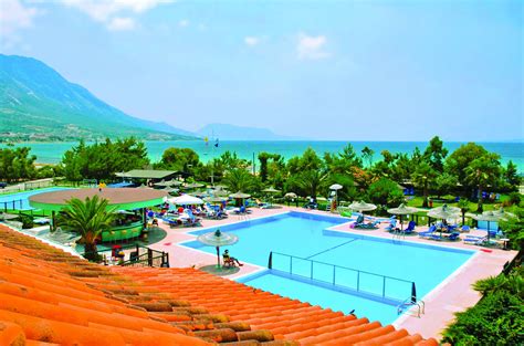 TTG - Travel industry news - Mark Warner to launch new Greece beach ...