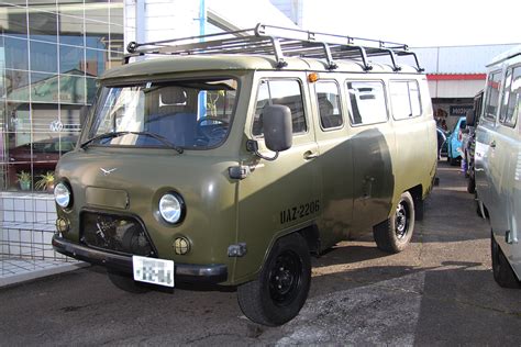 未知なるクルマ「ロシア車」という選択！ 古くて愛らしいルックスが放つ人気の秘密に迫ってみた（auto Messe Web） 自動車情報