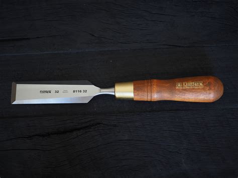 Bevel Edge Chisel 32mm Dubbeld Wood Tools