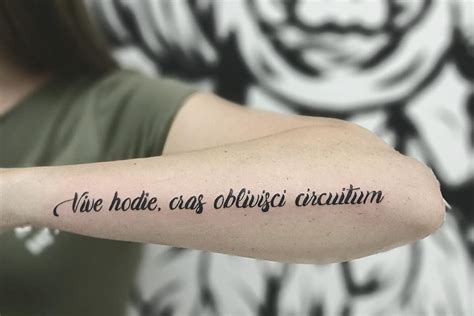 Тату-шрифты онлайн | VeAn Tattoo