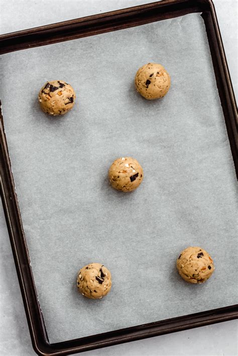 Salted Caramel Pretzel Chocolate Chunk Cookies