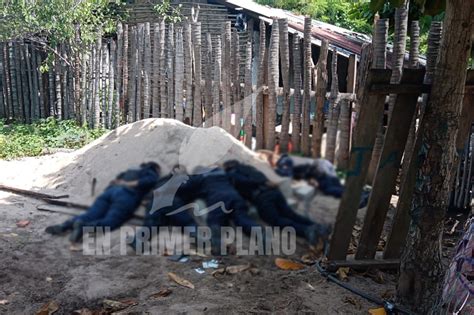 Masacran A 13 Policías En Coyuca De Benítez En Primer Plano