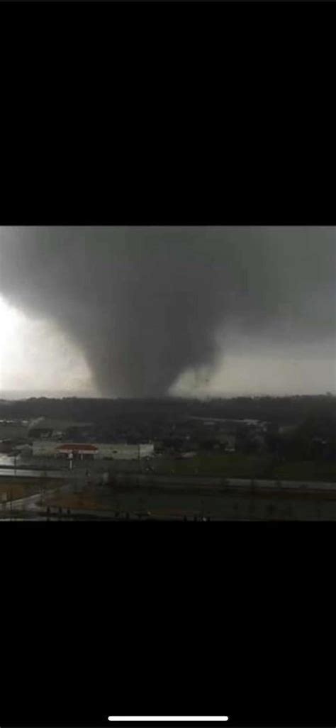 F4 Tornado hits my town wreaking havoc : r/tornado