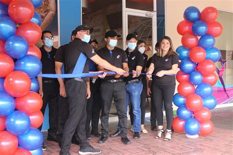 Dominos Inaugura Su D Cima Tienda A Nivel Nacional