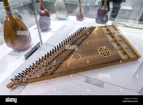 Kanun hi-res stock photography and images - Alamy
