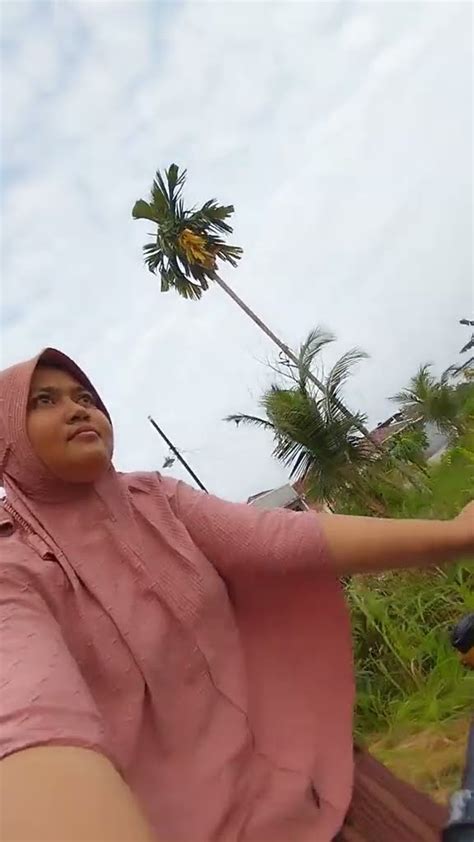 Jalan Kaki Dan Sepedaan Di Pagi Yang Cerah YouTube