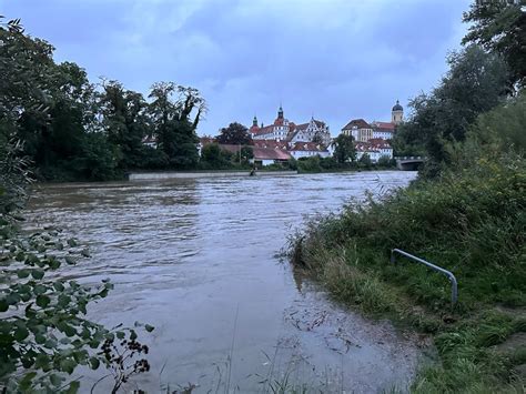 Hochwasser Gefahr in Bayern Höchste Warnstufe jetzt auch in Passau