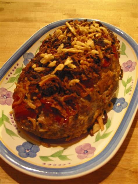 Paula Deen Meatloaf With Bacon Paula deen offers many different recipes ...