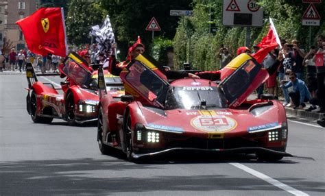 La Ferrari 499P Hypercar célèbre son triomphe du Mans à Maranello