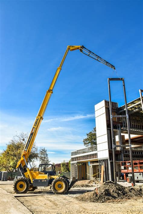 3 Things To Consider When Renting A Mini Crane Greenbeanrecipenow