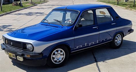 Renault R12 Alpine USD 30000