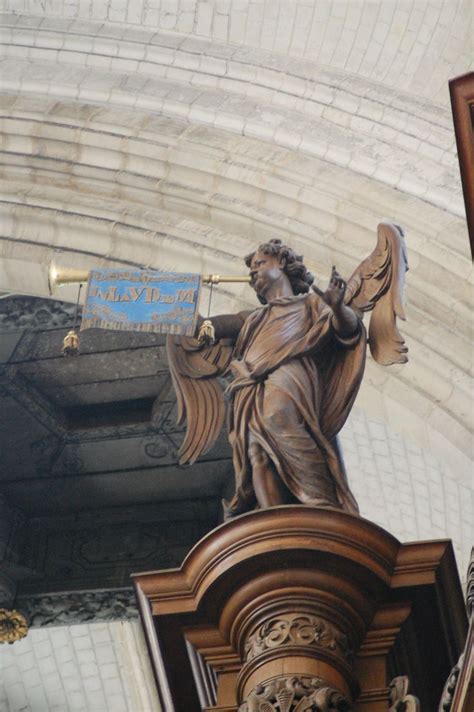 Angel In St Omer France Greek Statue Statue Angel