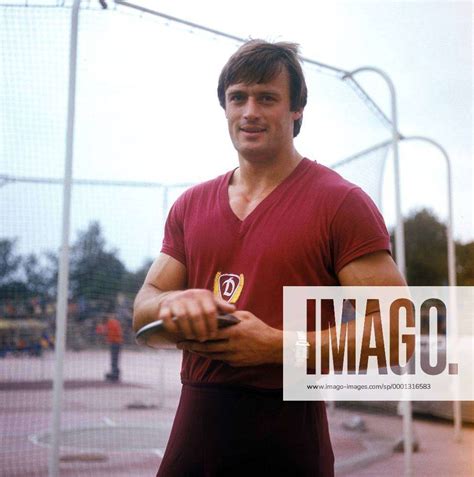 Wolfgang Schmidt Sc Dynamo Berlin Ddr Leichtathletik Herren Shooting