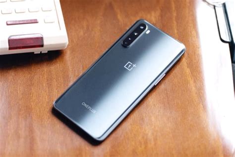 Новый смартфон OnePlus показали на рендерах