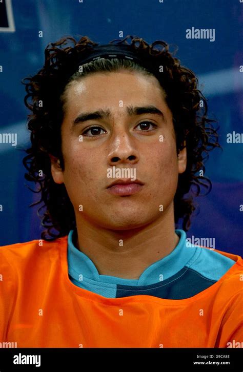 guillermo ochoa  res stock photography  images alamy