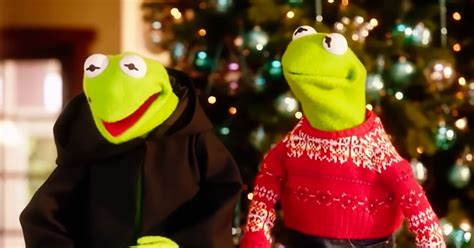 Kermit the Frog’s evil twin nearly ruins Christmas for Pentatonix ...