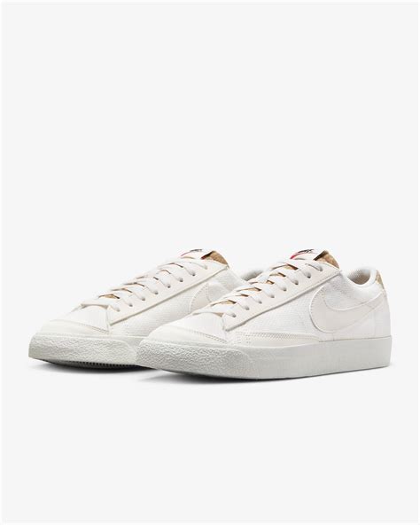 Nike Blazer Low 77 Premium Mens Shoes Nike Hr