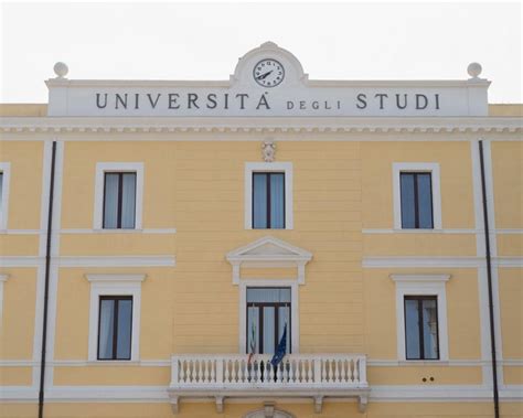 Università degli Studi di Foggia Corsi di Laurea e Facoltà UniFg