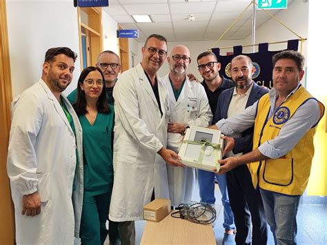 A Niscemi Il Lions Club Dona Elettromedicale Al Reparto Di