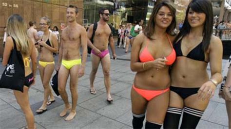 Weltgr Te Bikini Parade In Sydney Oe At