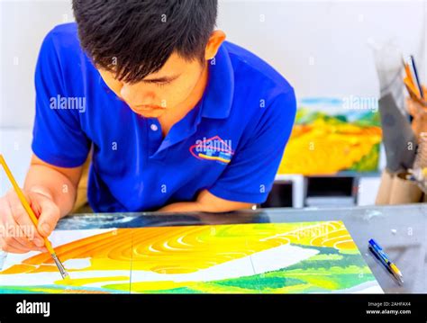 Vietnamese Artist Silk Painting Hanoi Vietnam Stock Photo Alamy