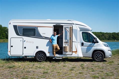 Mod Les De Camping Cars Sans Lit Au Plancher Chez B Rstner Et