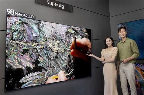 Samsung Presenta Su Nuevo Televisor Neo Qled 4k De 98 Pulgadas Con Un