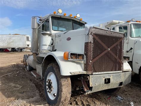 Salvage 1987 Peterbilt 378 Tractor For Parts Ucon Idaho United