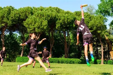 Juegos Con Frisbee Para Sorprender A Los Amigos Loodens