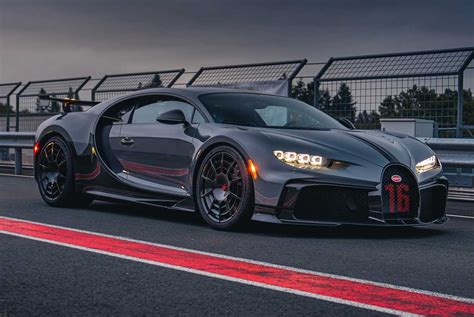 Los Carísimos Costes De Mantenimiento De Un Bugatti Chiron Pur Sport