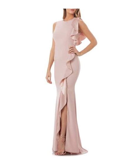 Carmen Marc ValvoカーメンマークバルボのCarmen Marc Valvo Infusion Ruffle Gown