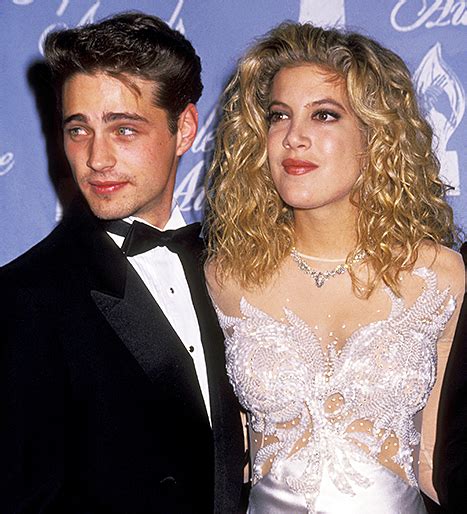 Jason Priestley Bashes Tori Spelling S Sex Claims On Twitter