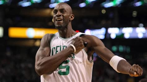 Kevin Garnett Elege Os Melhores Jogadores Da Nba De Toda A Hist Ria