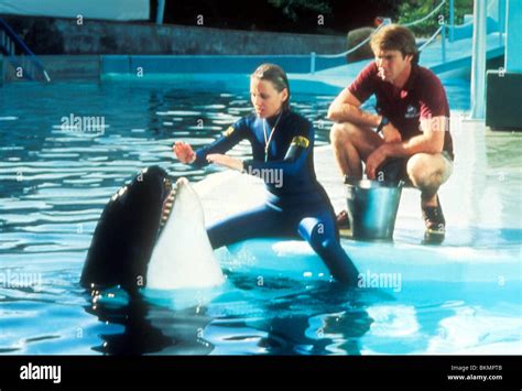 JAWS 3-D (1983) BESS ARMSTRONG, DENNIS QUAID JW3 010 Stock Photo - Alamy