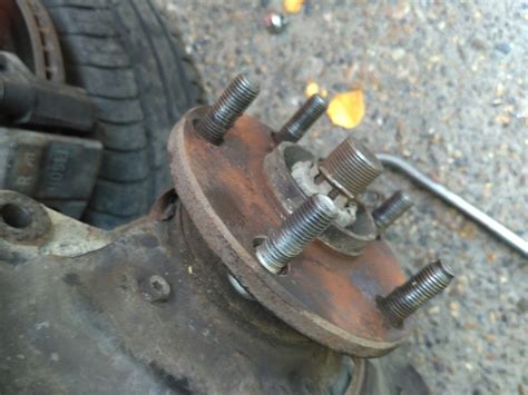 Замена шпильки колеса!)) — Toyota Camry (XV10), 2,2 л, 1994 года ...