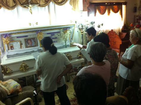 Filipino Funeral Customs and Celebratory Farewells | The World of ...