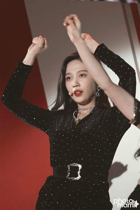 Joy Redvelvet 180414 Etude House 8th Pink Play Concert