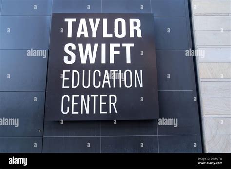 Taylor swift education center hi-res stock photography and images - Alamy