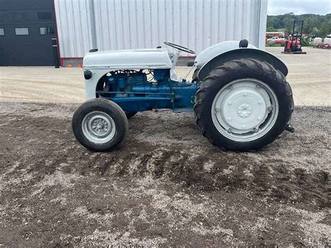 Absolute 1940 Ford 9n 2wd Tractor Res Auction Services